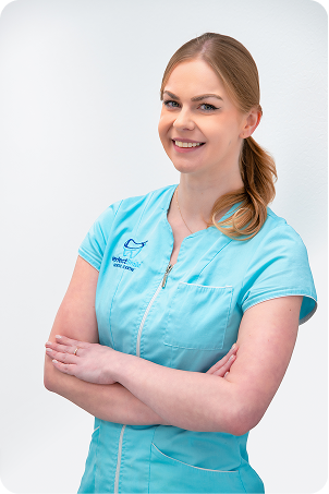 Dentist consulting with patient at Perfect Smile Dental Centre London